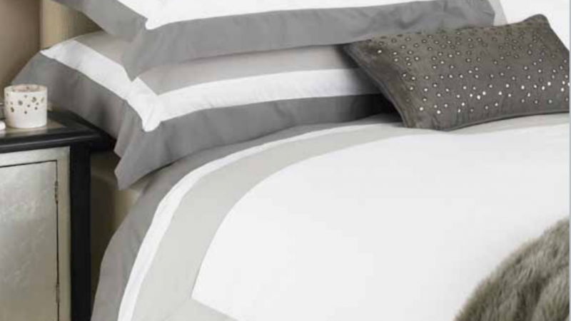 Natural tone duvet set Cambridge natural toned duvet set