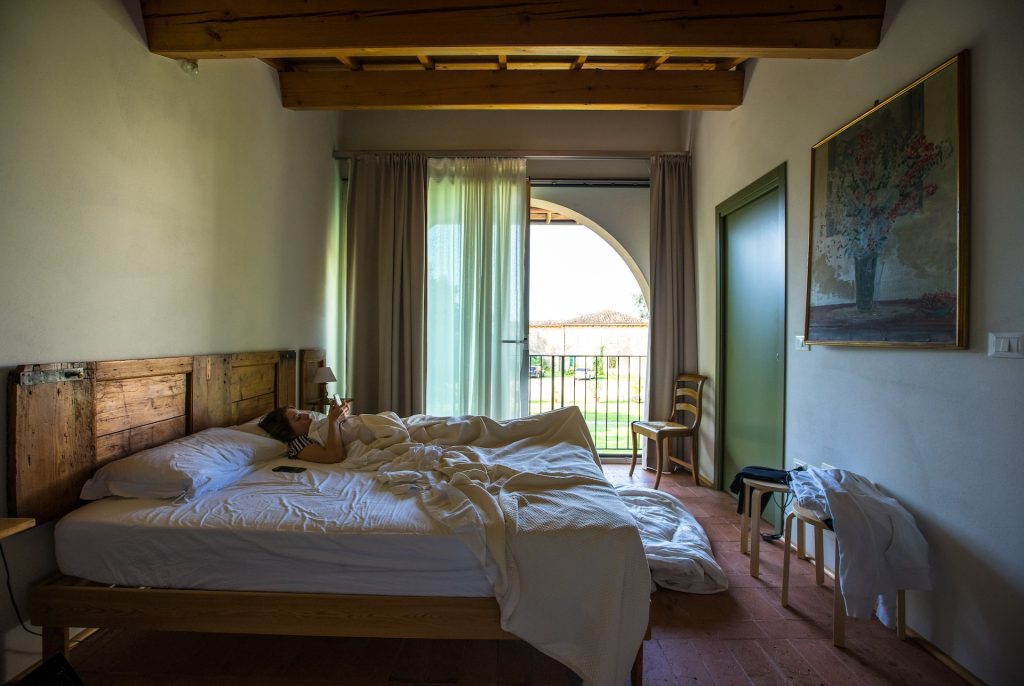 Revamp Your Bedroom: Top Trends in Bed Linen and Mattresses for the Modern Home